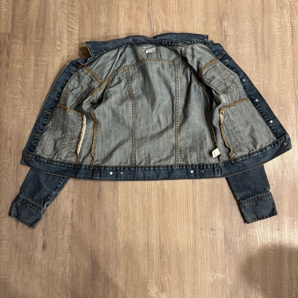 Old Navy Y2K Denim Trucker Jacket Women’s S Blue Button Front Classic Jean Coat - Picture 6 of 10
